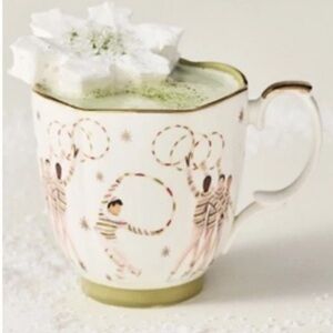 NEW ANTHROPOLOGIE NYC BALLET CHRISTMAS MUG CUP LATTE TEA COFFEE CANDY CANES